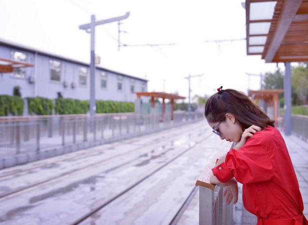 李嘉琪夏日写真 李嘉琪高清写真_李嘉琪高清剧照