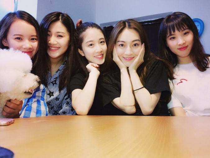 李嘉琪毕业照 李嘉琪高清写真_李嘉琪高清剧照