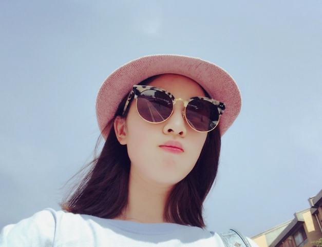 李嘉琪海边照 李嘉琪高清写真_李嘉琪高清剧照