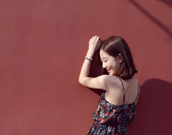 李嘉琪街拍写真 李嘉琪高清写真_李嘉琪高清剧照