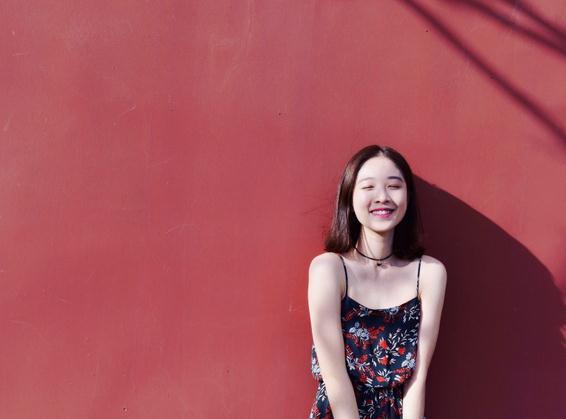 李嘉琪街拍写真 李嘉琪高清写真_李嘉琪高清剧照