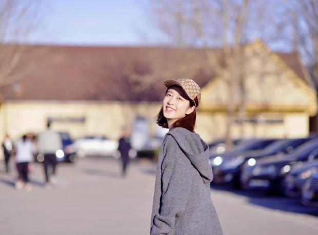 李嘉琪秋日写真 李嘉琪高清写真_李嘉琪高清剧照