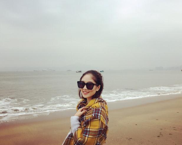 李嘉琪海边照 李嘉琪高清写真_李嘉琪高清剧照