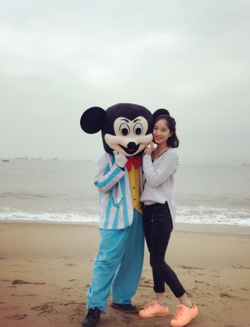 李嘉琪海边照 李嘉琪高清写真_李嘉琪高清剧照