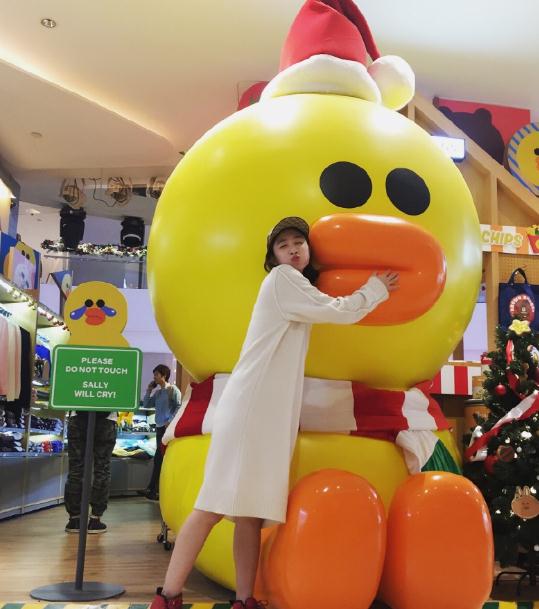 李嘉琪街拍写真 李嘉琪高清写真_李嘉琪高清剧照