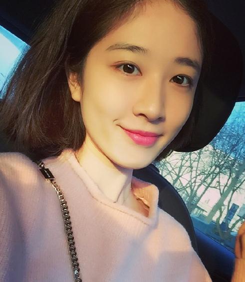 李嘉琪海边照 李嘉琪高清写真_李嘉琪高清剧照