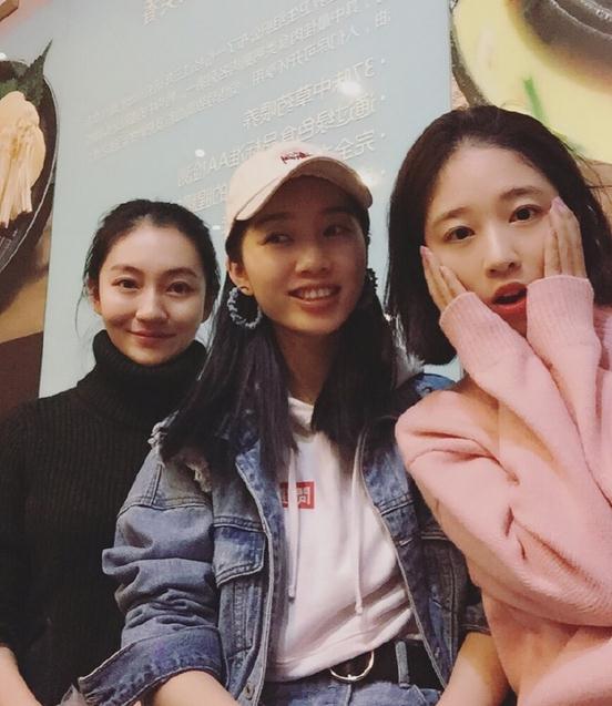 李嘉琪毕业照 李嘉琪高清写真_李嘉琪高清剧照
