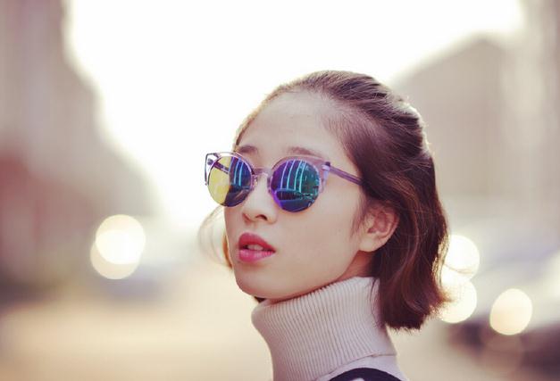 李嘉琪秋日写真 李嘉琪高清写真_李嘉琪高清剧照