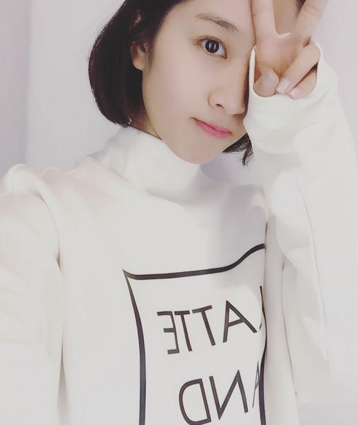 李嘉琪海边照 李嘉琪高清写真_李嘉琪高清剧照