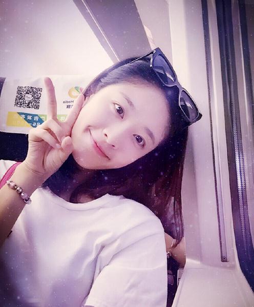 李嘉琪海边照 李嘉琪高清写真_李嘉琪高清剧照