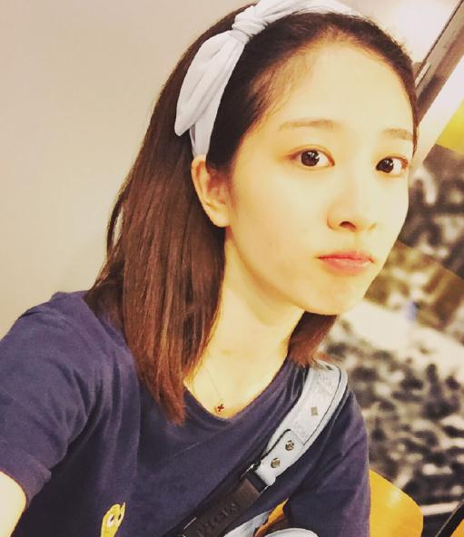 李嘉琪海边照 李嘉琪高清写真_李嘉琪高清剧照