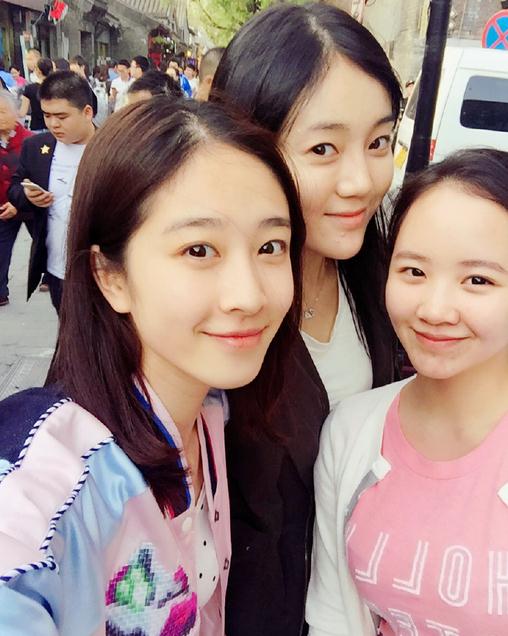 李嘉琪毕业照 李嘉琪高清写真_李嘉琪高清剧照