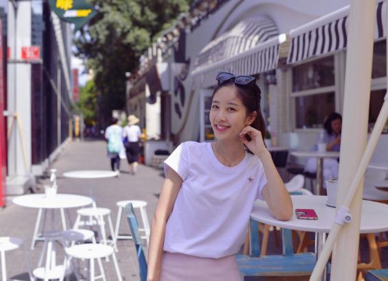 李嘉琪街拍写真 李嘉琪高清写真_李嘉琪高清剧照