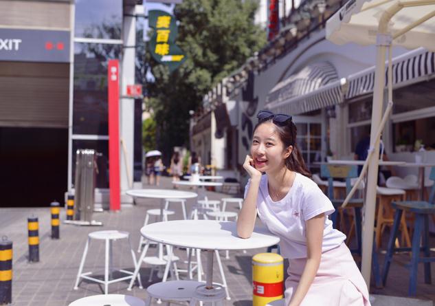 李嘉琪街拍写真 李嘉琪高清写真_李嘉琪高清剧照