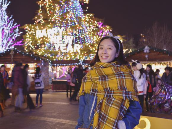 李嘉琪街拍写真 李嘉琪高清写真_李嘉琪高清剧照
