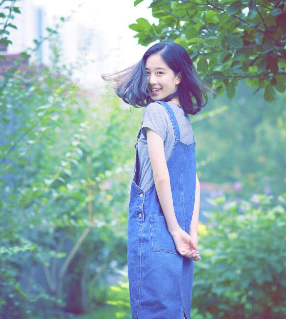 李嘉琪夏日写真 李嘉琪高清写真_李嘉琪高清剧照