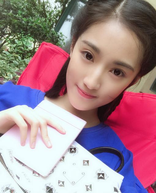 黄诗佳生活照 黄诗佳高清写真_黄诗佳高清剧照