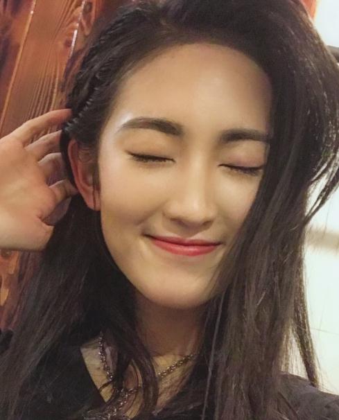 黄诗佳生活照 黄诗佳高清写真_黄诗佳高清剧照