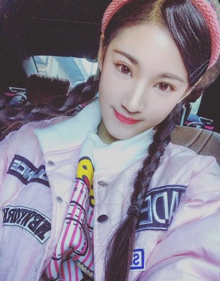 黄诗佳生活照 黄诗佳高清写真_黄诗佳高清剧照