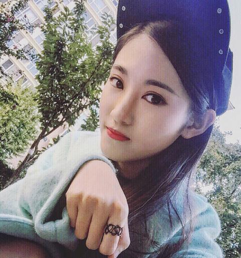 黄诗佳生活照 黄诗佳高清写真_黄诗佳高清剧照