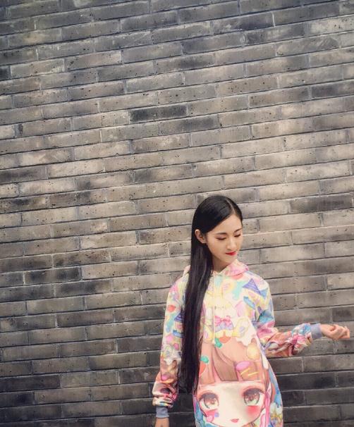 黄诗佳生活照 黄诗佳高清写真_黄诗佳高清剧照