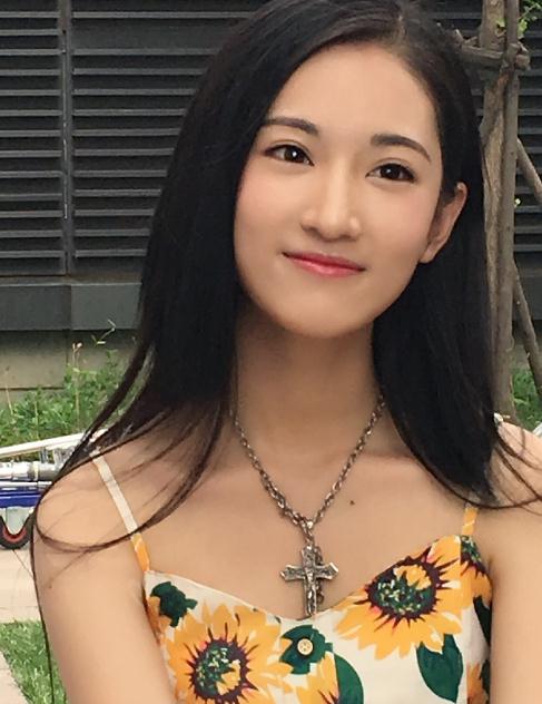 黄诗佳生活照 黄诗佳高清写真_黄诗佳高清剧照