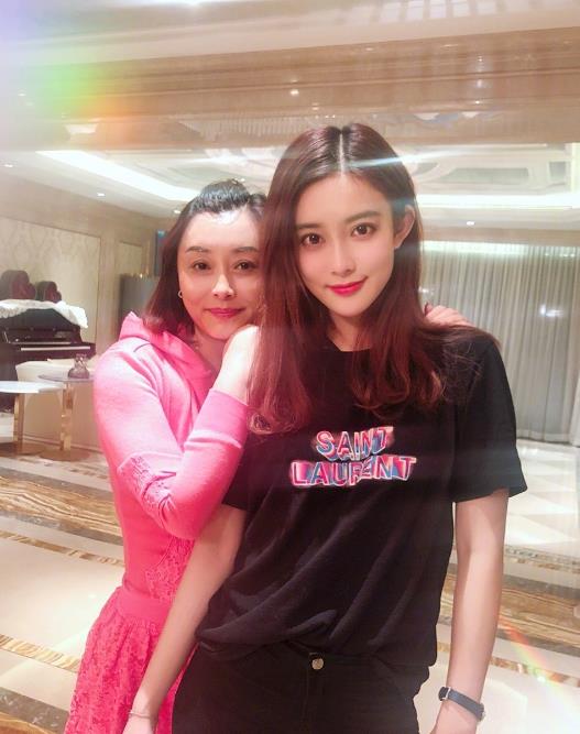 孟子义全家福 孟子义高清写真_孟子义高清剧照
