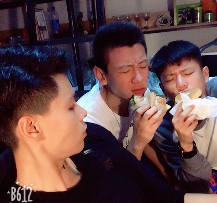 白小英楠生活照 白小英楠高清写真_白小英楠高清剧照