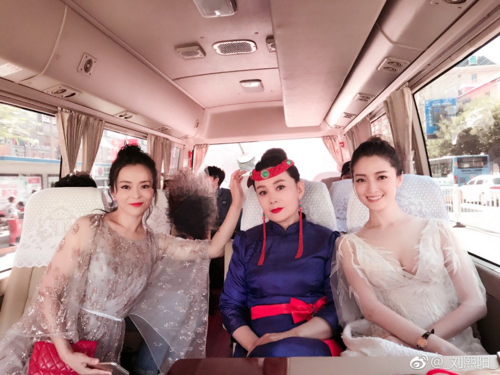 刘熙阳参加活动写真 刘熙阳高清写真_刘熙阳高清剧照