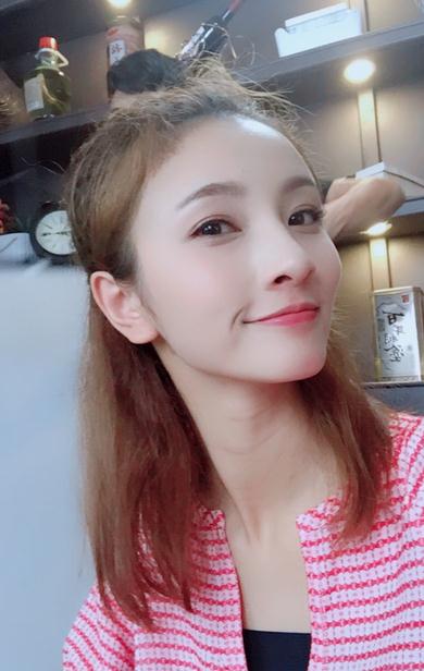 焦娜生活照 焦娜高清写真_焦娜高清剧照