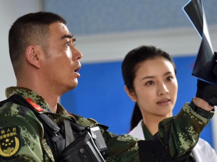 焦娜《利刃出击》剧照 焦娜高清写真_焦娜高清剧照