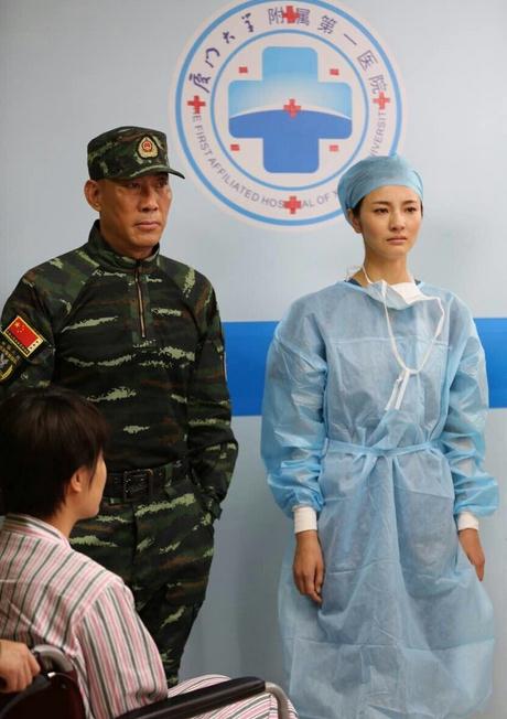 焦娜《利刃出击》剧照 焦娜高清写真_焦娜高清剧照