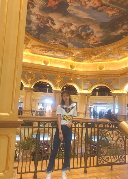 焦娜生活照 焦娜高清写真_焦娜高清剧照