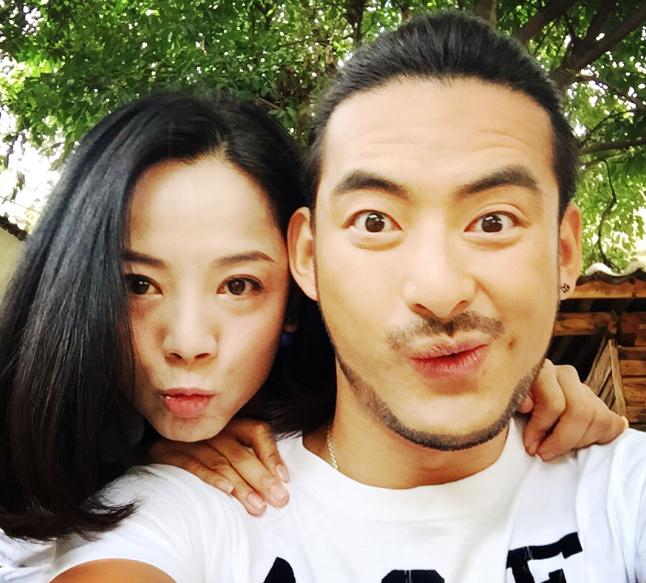 杨紫嫣与人合照 杨紫嫣高清写真_杨紫嫣高清剧照