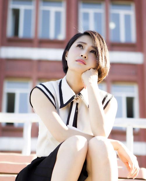 顾莉雅制服写真 顾莉雅高清写真_顾莉雅高清剧照
