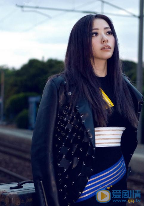 张靓颖气质写真 张靓颖高清写真_张靓颖高清剧照