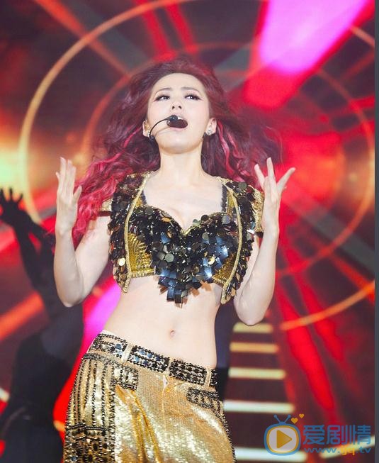张靓颖世界巡回演唱会 张靓颖高清写真_张靓颖高清剧照