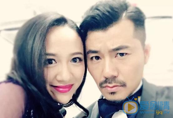 李奕娴与人合照 李奕娴高清写真_李奕娴高清剧照
