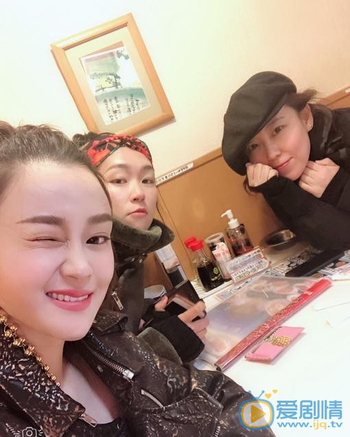 陈昱霖与人合照 陈昱霖高清写真_陈昱霖高清剧照