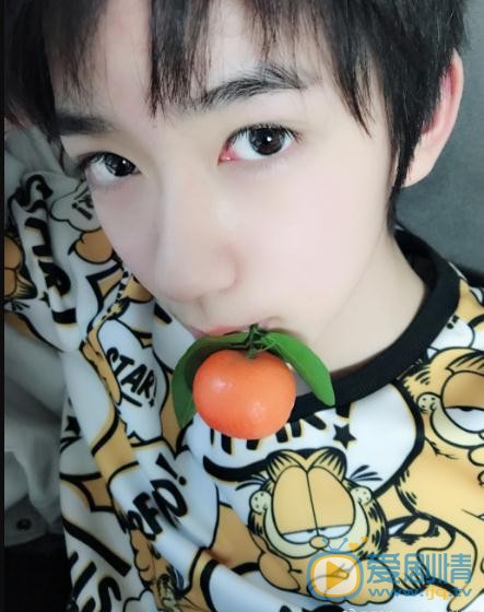 贺峻霖生活照写真 贺峻霖高清写真_贺峻霖高清剧照