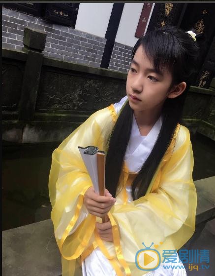 贺峻霖综艺节目写真 贺峻霖综艺节目写真