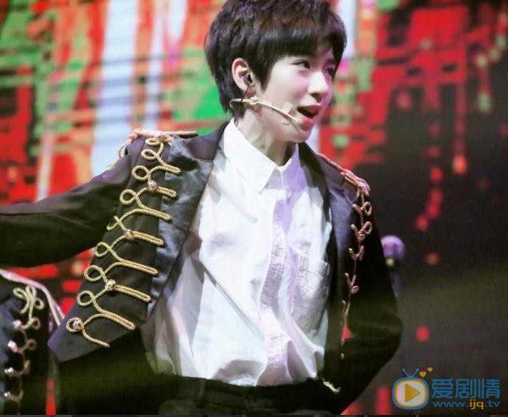 贺峻霖演唱会写真 贺峻霖高清写真_贺峻霖高清剧照
