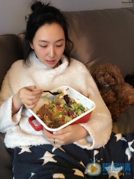 徐铭悦生活照 徐铭悦高清写真_徐铭悦高清剧照