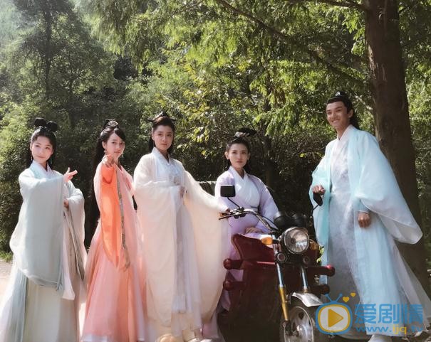 张琳悦片场照 张琳悦高清写真_张琳悦高清剧照