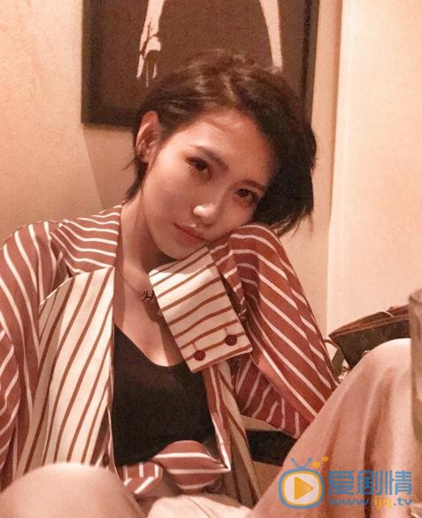 张琳悦随性街拍 张琳悦高清写真_张琳悦高清剧照