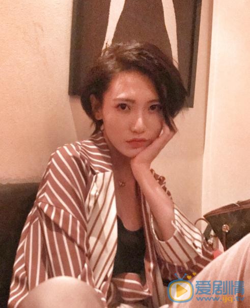 张琳悦随性街拍 张琳悦高清写真_张琳悦高清剧照