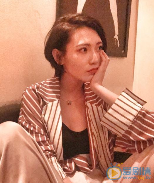 张琳悦随性街拍 张琳悦高清写真_张琳悦高清剧照