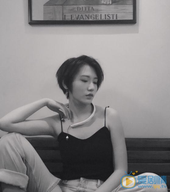 张琳悦小性感写真 张琳悦高清写真_张琳悦高清剧照