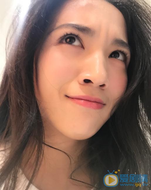 代露娃生活照 代露娃高清写真_代露娃高清剧照