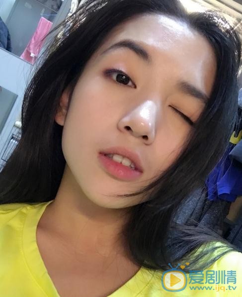 代露娃生活照 代露娃高清写真_代露娃高清剧照